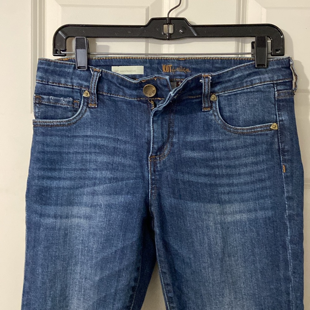 Kut “Amy” crop with cuff. , like new..2 pair. One pair has torn left knee - Picture 2 of 7